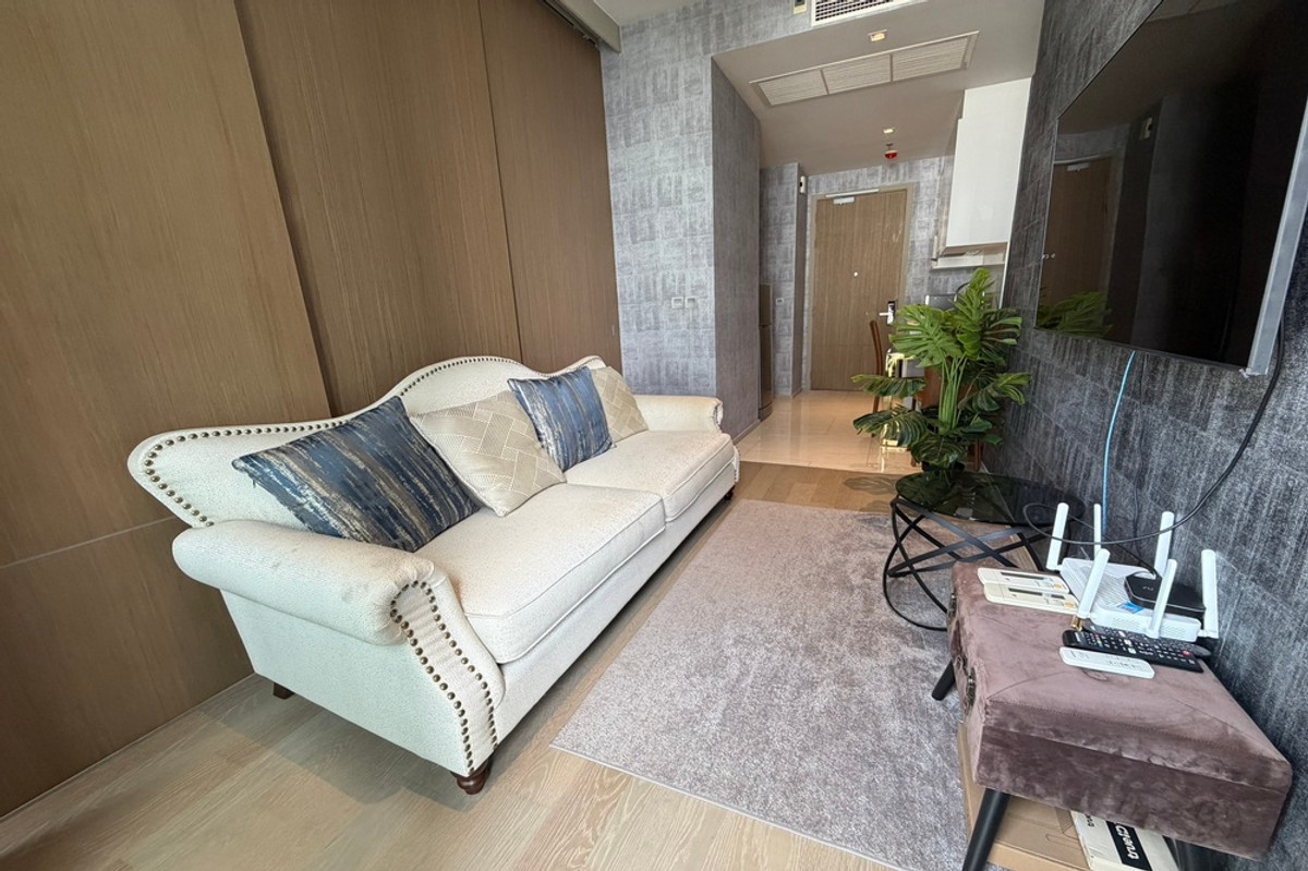 ขายคอนโดสีลม ศาลาแดง บางรัก : 🔥 สำหรับขาย !! ชั้นสูง 10++,🔥 Code C20221202783..........Ashton Silom, 1 ห้องนอน, 1 ห้องน้ำ, แต่งครบ, ราคาพิเศษ!!📣📣