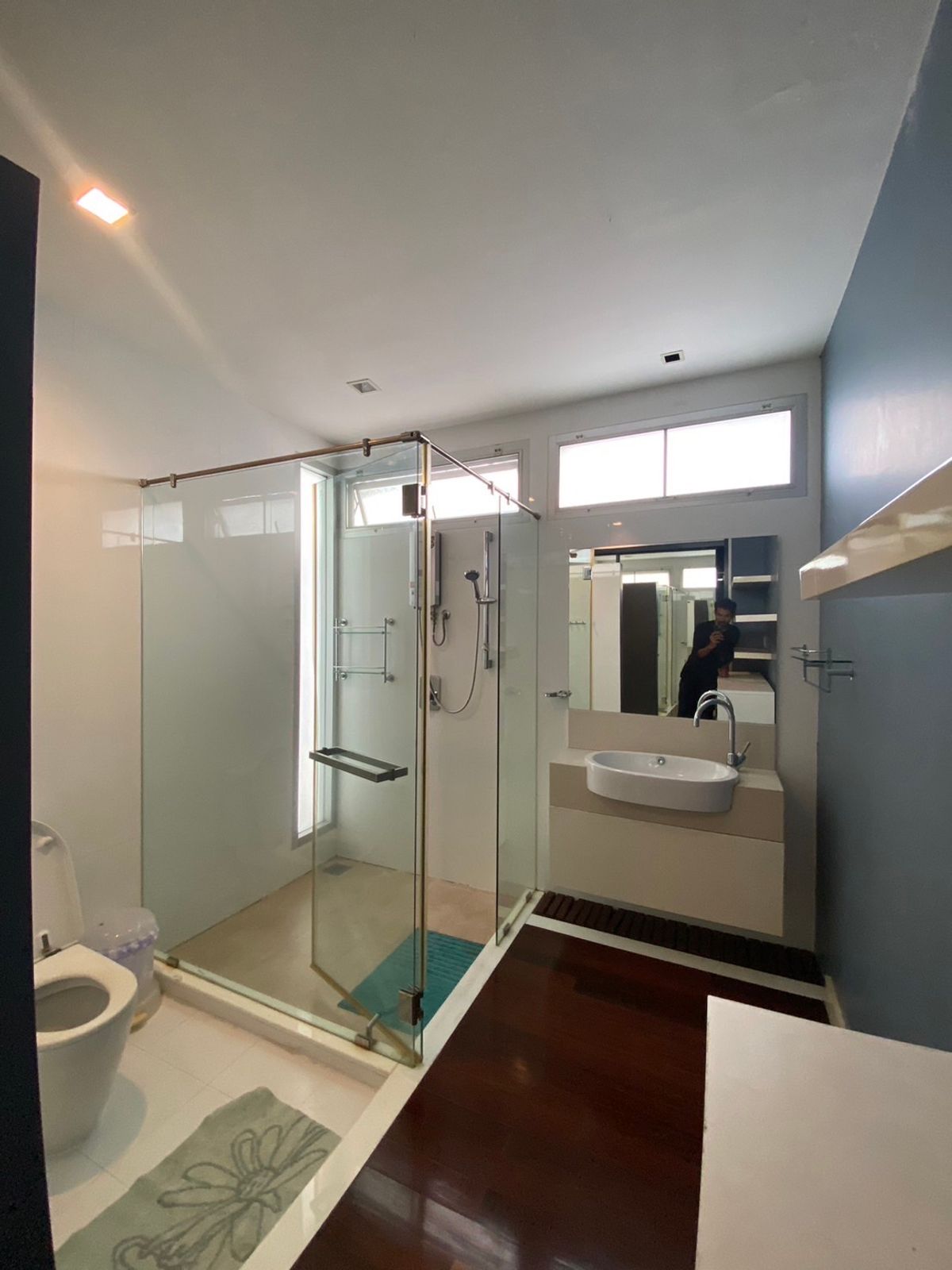 ขายทาวน์โฮมลาดพร้าว เซ็นทรัลลาดพร้าว : 🏡✨ ขายทาวน์โฮม 3 ชั้นหรู หลังมุมติดสวน @ The Landmark Residence ลาดพร้าว ตกแต่งพรีเมียม พร้อมเฟอร์ครบ หิ้วกระเป๋าเข้าอยู่ได้เลย เพียง 23.5 ล้าน