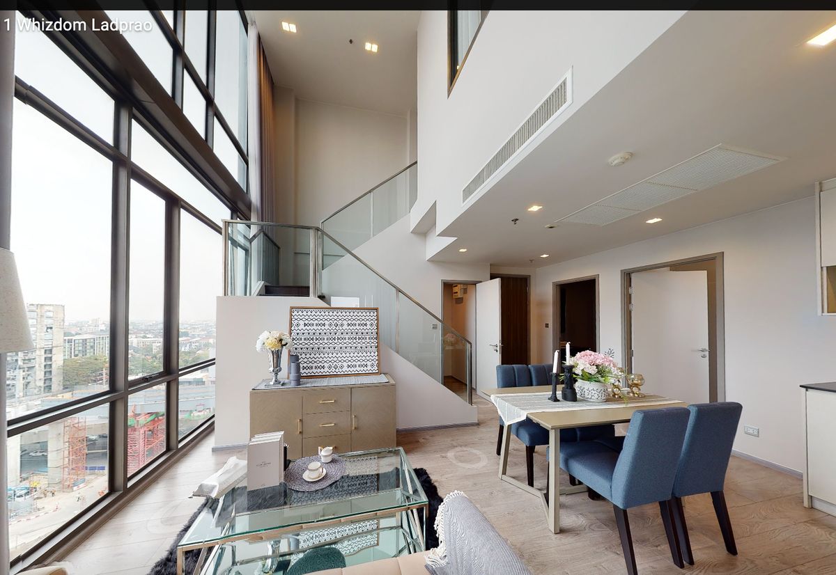 For SaleCondoLadprao, Central Ladprao : 🔥 Urgent sale 🔥 New room, never been in a beautiful room at the cover, 0 meters in the train, with an appointment to watch call 0619824959