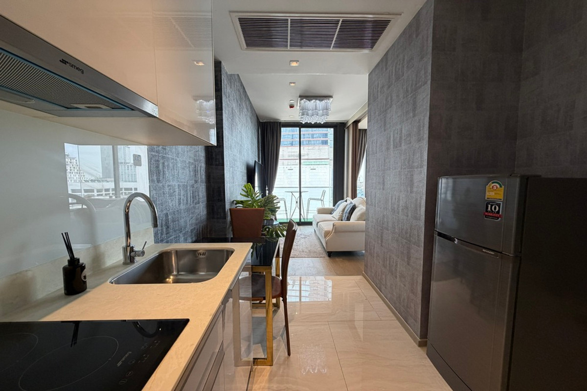 ขายคอนโดสีลม ศาลาแดง บางรัก : 🔥 สำหรับขาย !! ชั้นสูง 10++,🔥 Code C20221202783..........Ashton Silom, 1 ห้องนอน, 1 ห้องน้ำ, แต่งครบ, ราคาพิเศษ!!📣📣