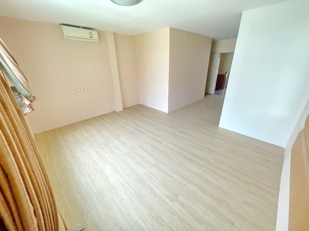 ให้เช่าทาวน์โฮมรัชดา ห้วยขวาง : HK0058♛ให้เช่า ทาวน์โฮม 3 ห้องนอน⚝รัชดา-ห้วยขวาง♜MRTห้วยขวาง∞099-5919653,065-9423251▚Line@sureresidence