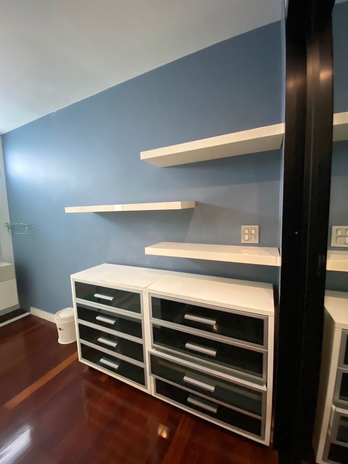 ขายทาวน์โฮมลาดพร้าว เซ็นทรัลลาดพร้าว : 🏡✨ ขายทาวน์โฮม 3 ชั้นหรู หลังมุมติดสวน @ The Landmark Residence ลาดพร้าว ตกแต่งพรีเมียม พร้อมเฟอร์ครบ หิ้วกระเป๋าเข้าอยู่ได้เลย เพียง 23.5 ล้าน