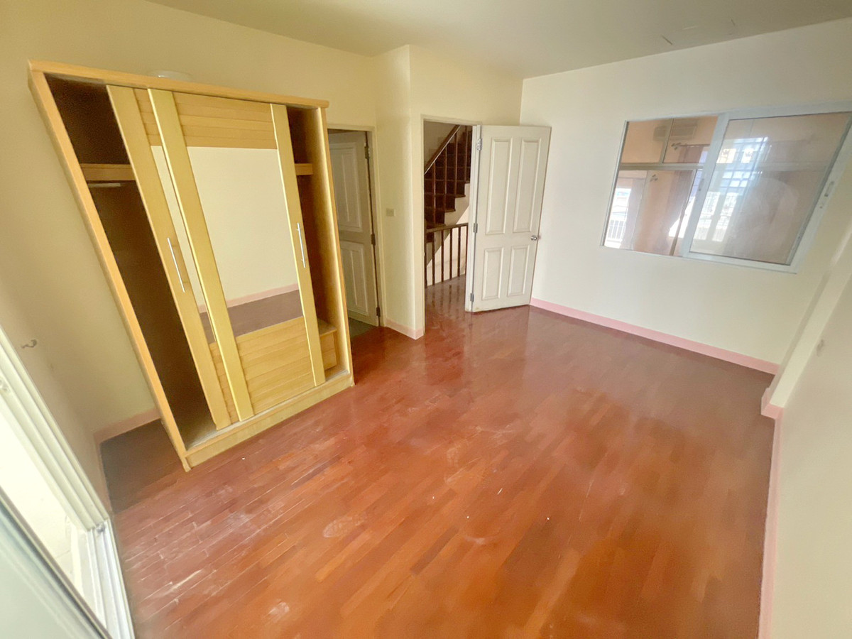 ให้เช่าทาวน์โฮมรัชดา ห้วยขวาง : HK0058♛ให้เช่า ทาวน์โฮม 3 ห้องนอน⚝รัชดา-ห้วยขวาง♜MRTห้วยขวาง∞099-5919653,065-9423251▚Line@sureresidence