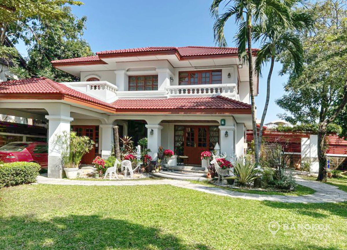 ขายบ้านสมุทรปราการ สำโรง : ขายบ้าน ตำแหน่งสวย ในหมูบ้าน ลดาวัลย์ ศรีนครินทร์