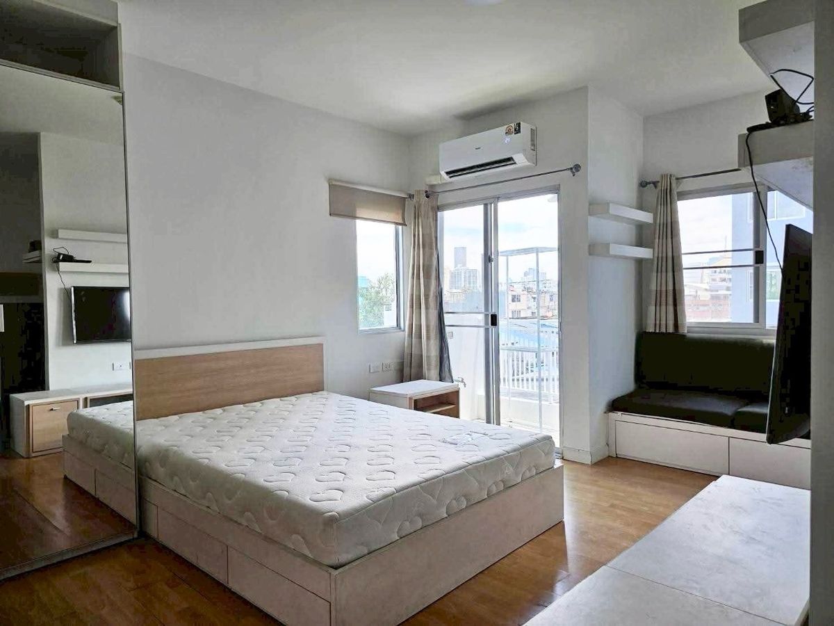 ให้เช่าคอนโดวงเวียนใหญ่ เจริญนคร : @condocurator📍ให้เช่า My Condo Sathorn - Taksin เฟอร์นิเจอร์ครบ มีเครื่องซักผ้า [PM4056]