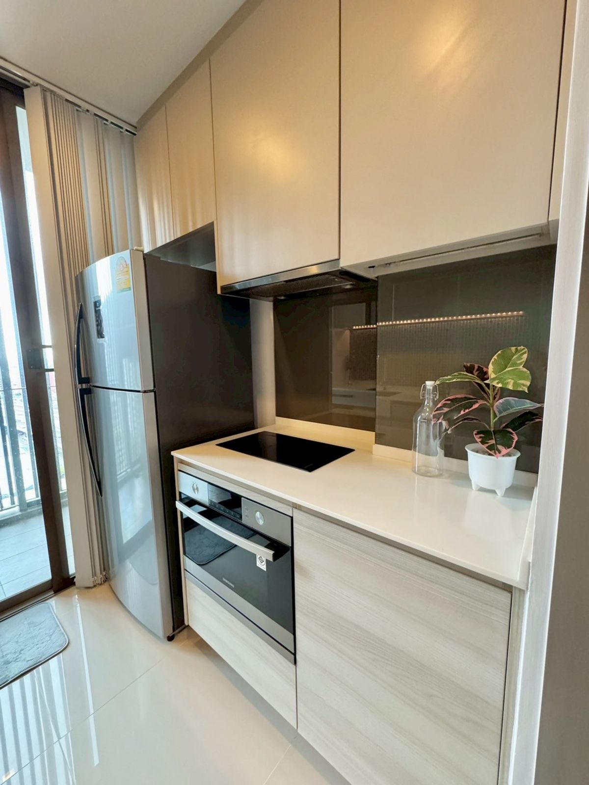 For SaleCondoWongwianyai, Charoennakor : Condo for sale, The Room BTS, Wongwian Yai, size 43.65 square meters, 17th floor (1 bedroom, 1 bathroom), Bang Lam Phu Lang Subdistrict, Khlong San District, Bangkok