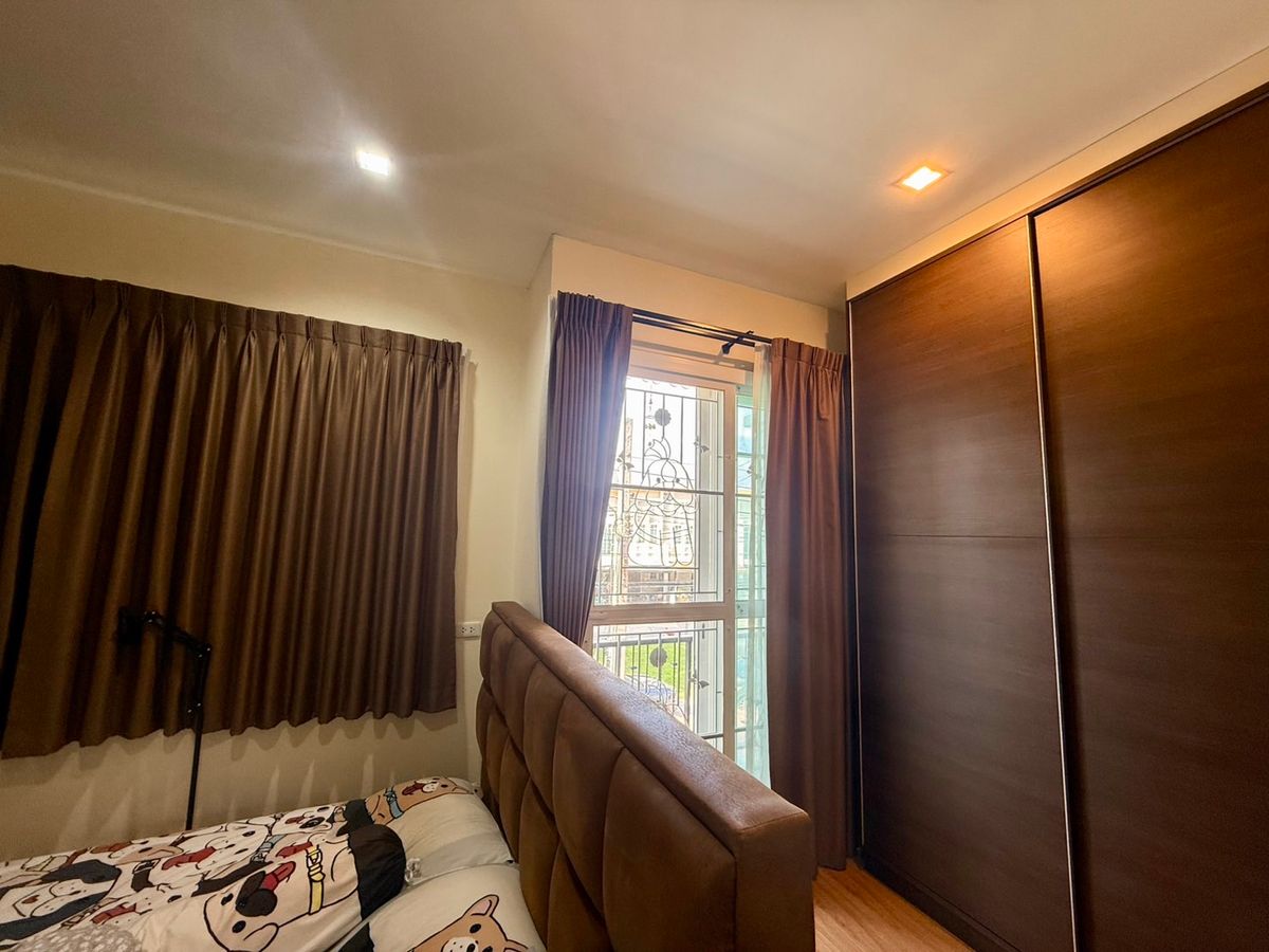 ขายทาวน์โฮมลาดกระบัง สุวรรณภูมิ : ขายทาวน์โฮม 2 ชั้น 4นอน 3 น้ำ 2 ที่จอดรถ พร้อมอยู่ ใกล้เมกะบางนา ไปสนามบินสุวรรณภูมิง่าย เข้าเมืองสะดวก