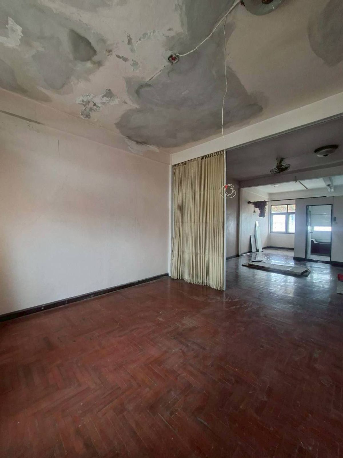 For RentShop HouseLadkrabang, Suwannaphum Airport : Rent 2 booths on the Chalermprakiet Road. Near Seacon Square Srinakarin (N.1858)