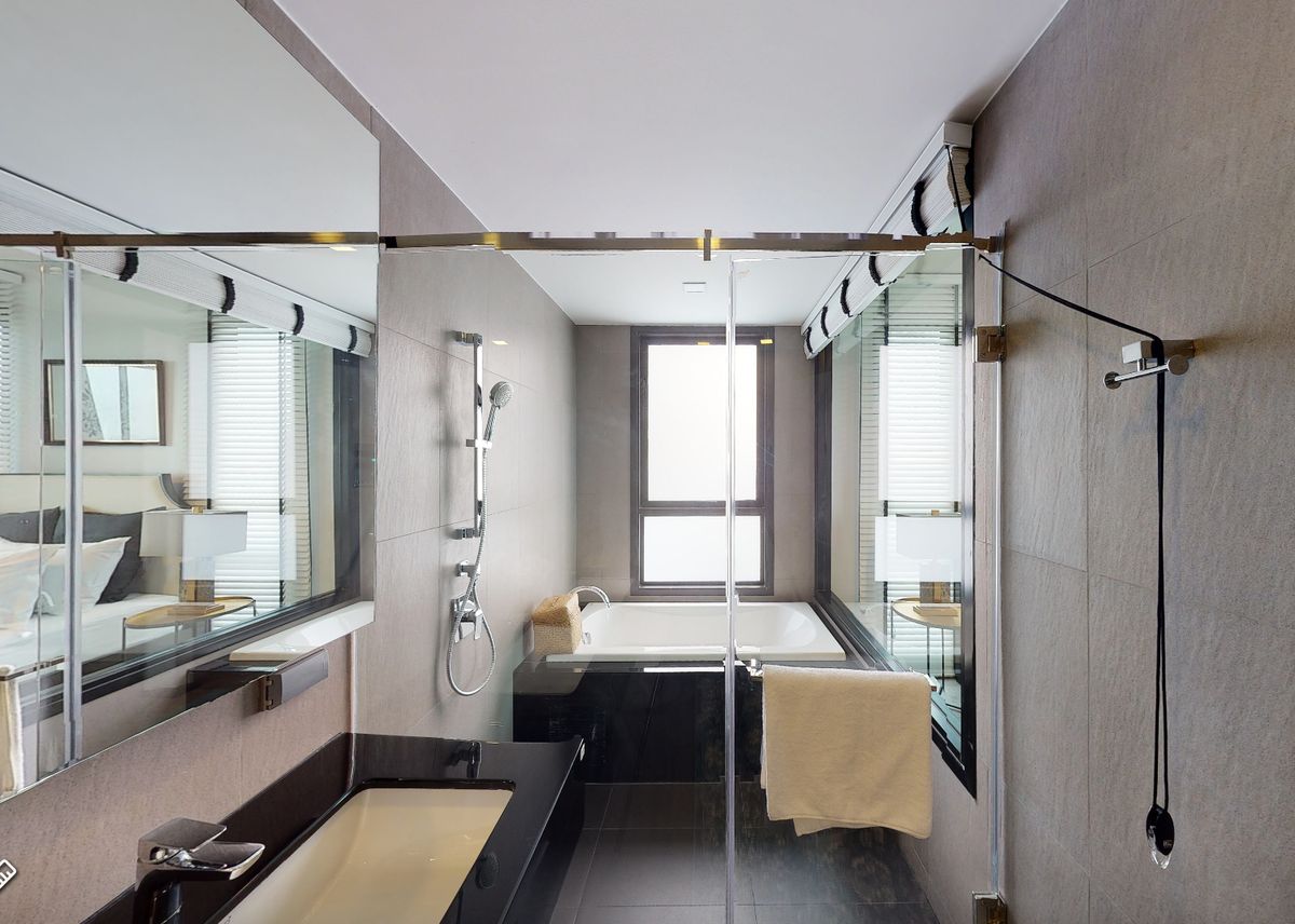 For SaleCondoLadprao, Central Ladprao : 🔥 Urgent sale 🔥 New room, never been in a beautiful room at the cover, 0 meters in the train, with an appointment to watch call 0619824959