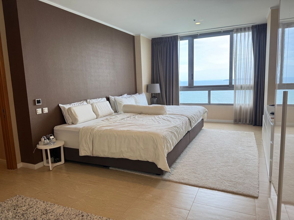 ให้เช่าคอนโดพัทยา บางแสน ชลบุรี สัตหีบ : for rent condo Northpoint Pattaya with 3 Bed 146.11 Sq.m (S03-2122) 