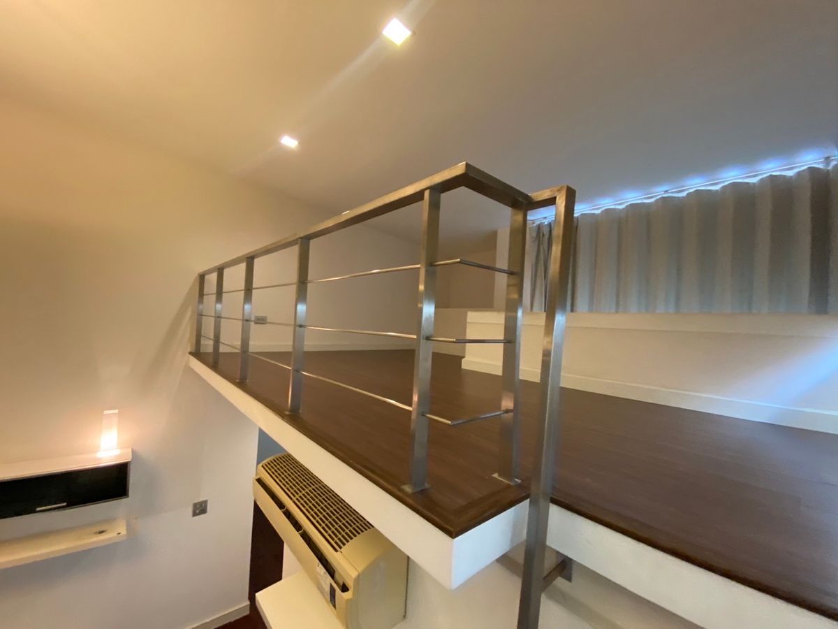 ขายทาวน์โฮมลาดพร้าว เซ็นทรัลลาดพร้าว : 🏡✨ ขายทาวน์โฮม 3 ชั้นหรู หลังมุมติดสวน @ The Landmark Residence ลาดพร้าว ตกแต่งพรีเมียม พร้อมเฟอร์ครบ หิ้วกระเป๋าเข้าอยู่ได้เลย เพียง 23.5 ล้าน