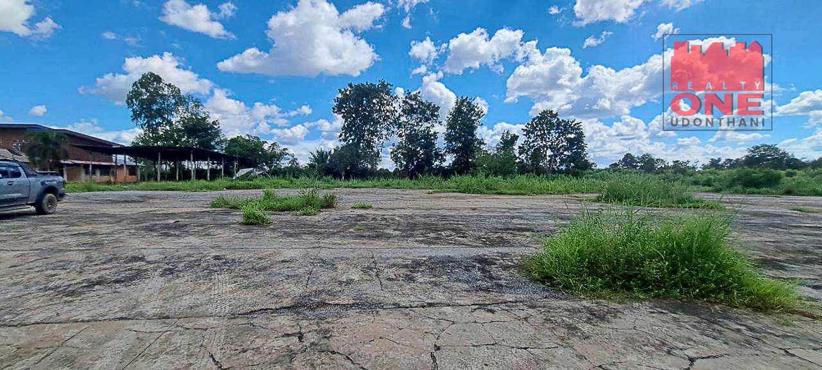For SaleWarehouseUdon Thani : Land for sale with buildings