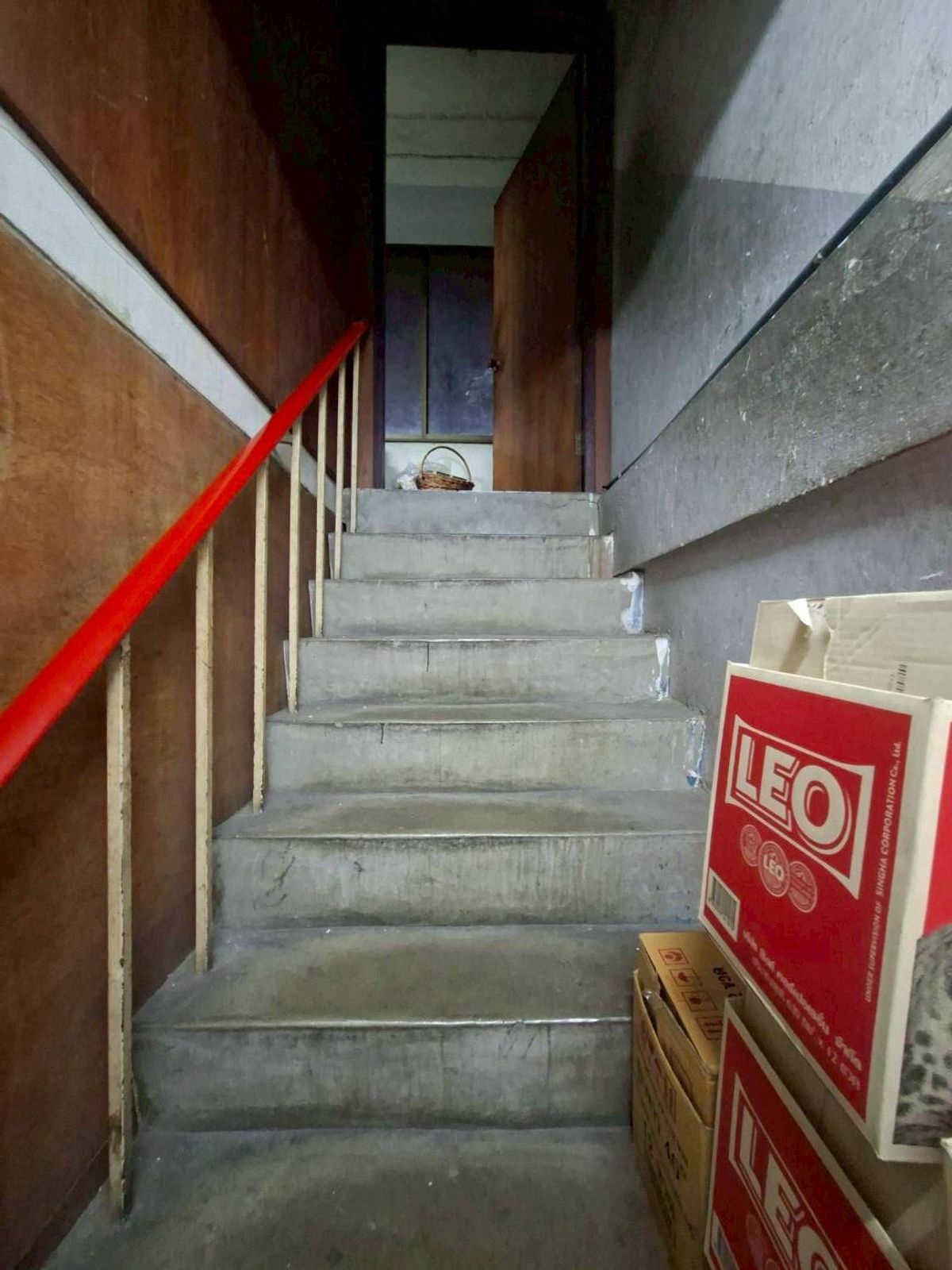 For RentShop HouseLadkrabang, Suwannaphum Airport : 1 commercial building for rent below + 2 booths above 4 floors on the Chalerm Phrakiat Road (N.1857)