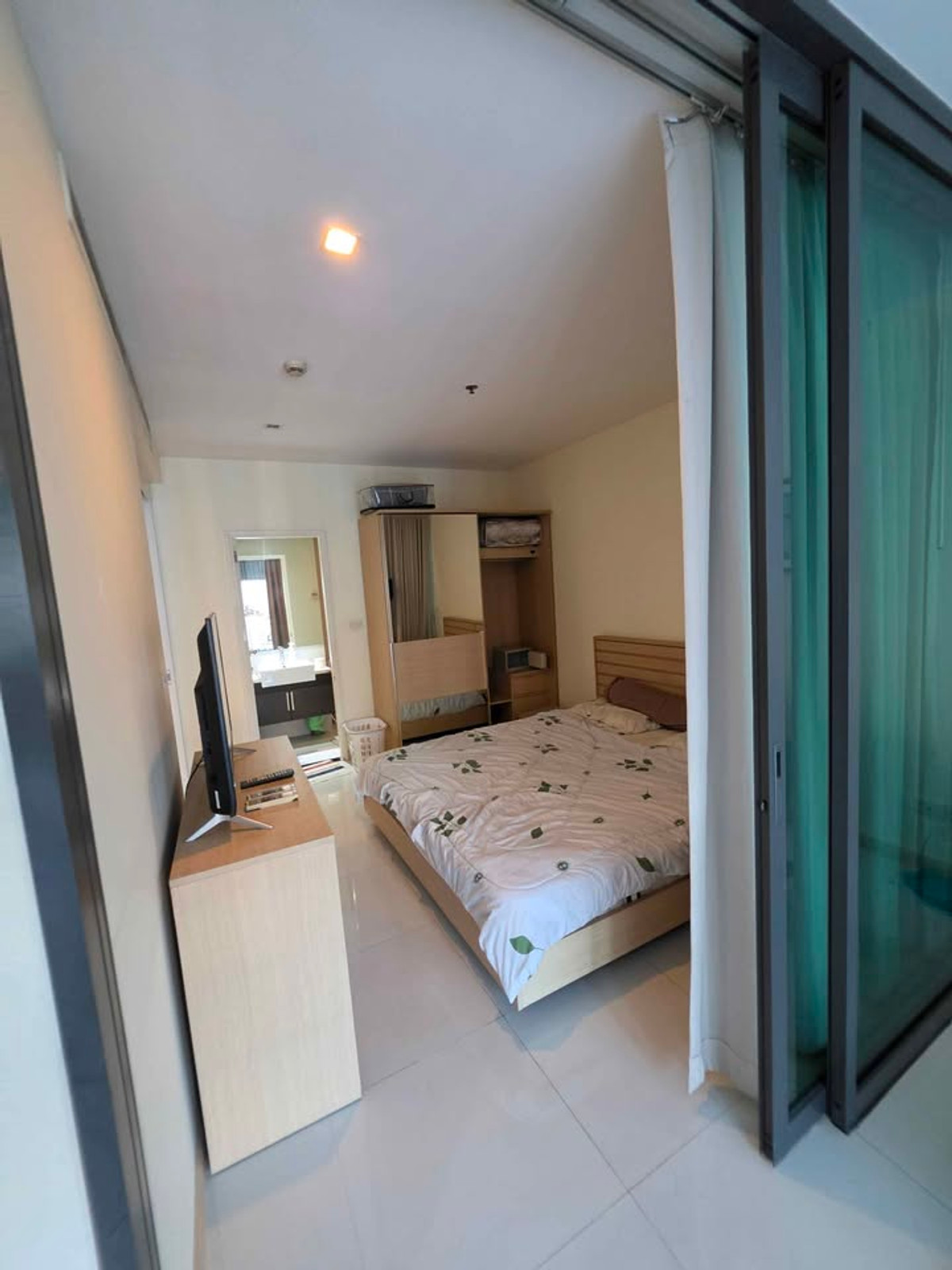 For RentCondoSukhumvit, Asoke, Thonglor : 💎 GT16225 | Noble Remix Condo, convenient travel, next to the BTS Skytrain, has a shuttle, beautiful room, fully furnished, ready to move in!!