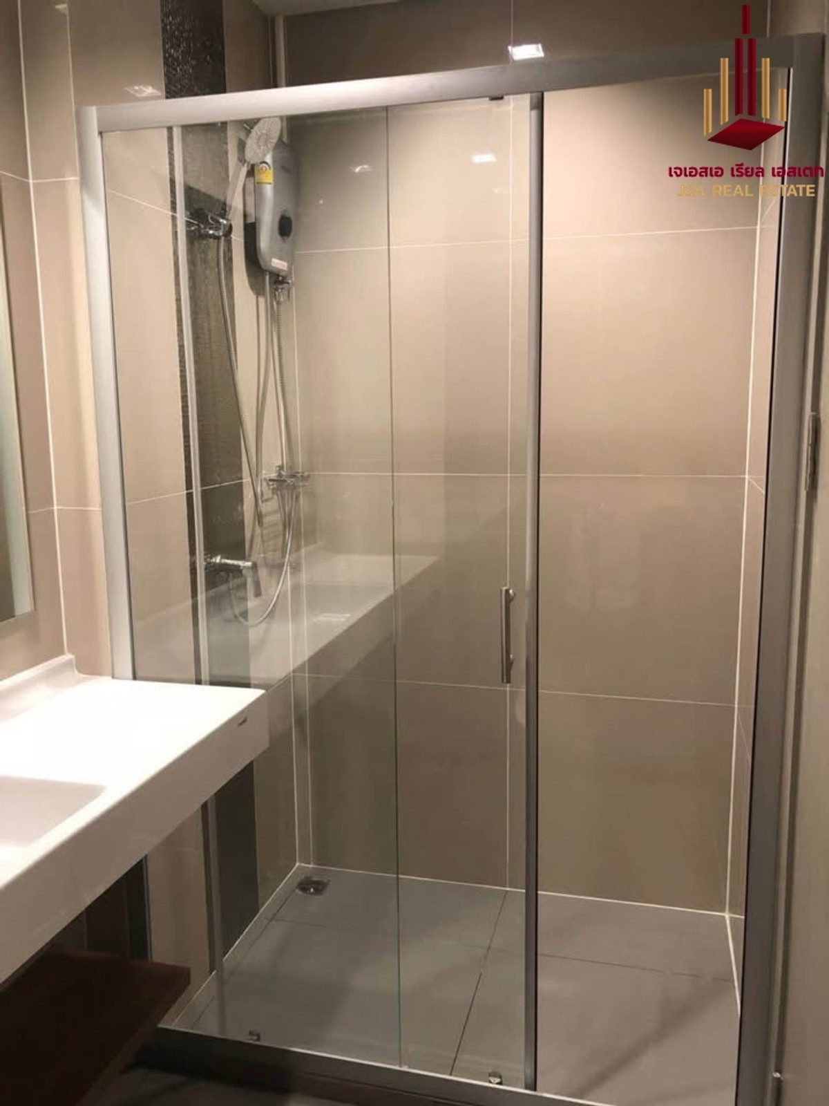 For SaleCondoRama9, Petchburi, RCA : ✨ For Sale: IDEO NEW RAMA 9 Condo ✨ 💰 ONLY 4,850,000 THB