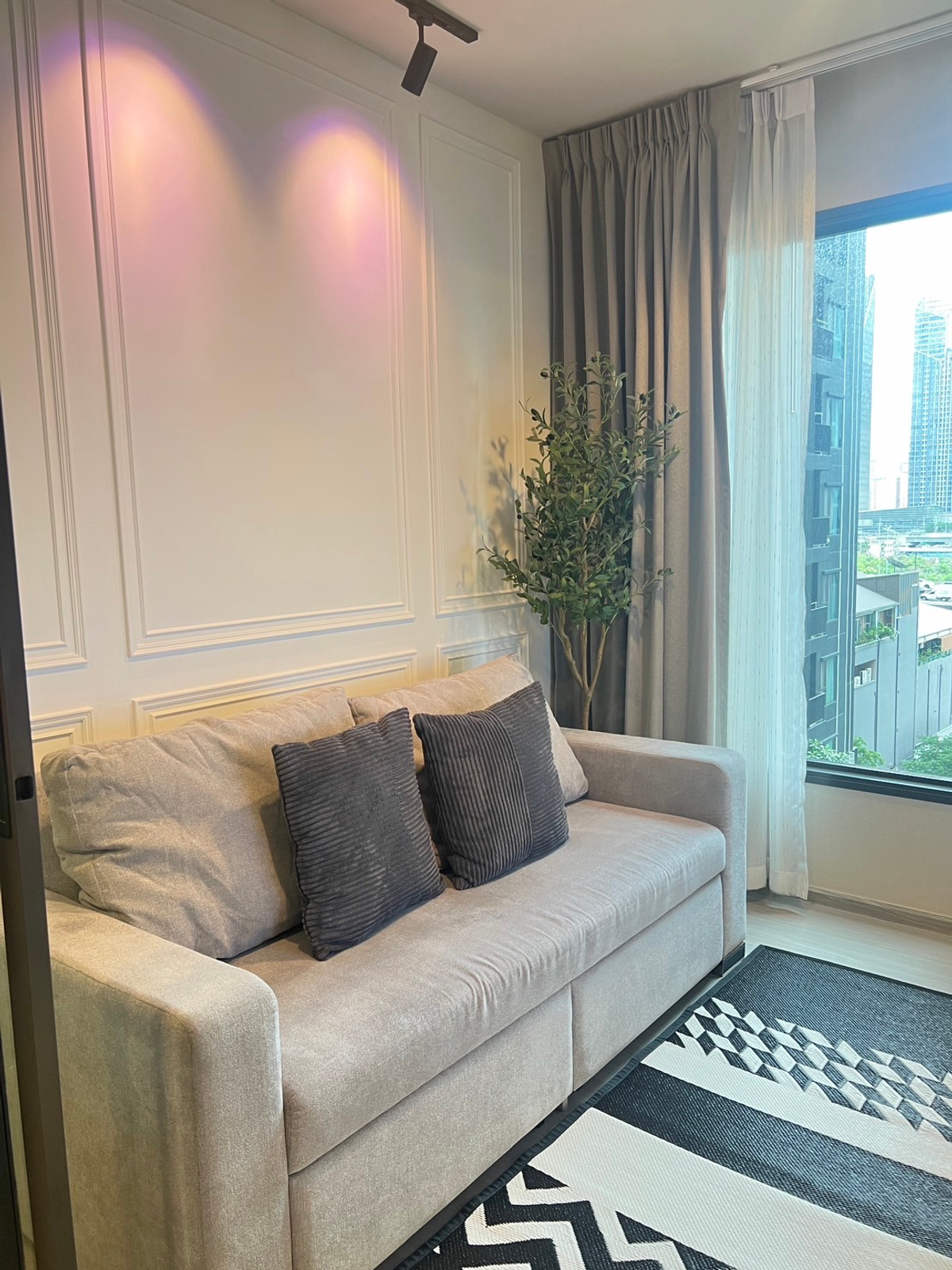 Rent/Sale Life Asoke-Rama 9 Near MRT 💚 Loading...