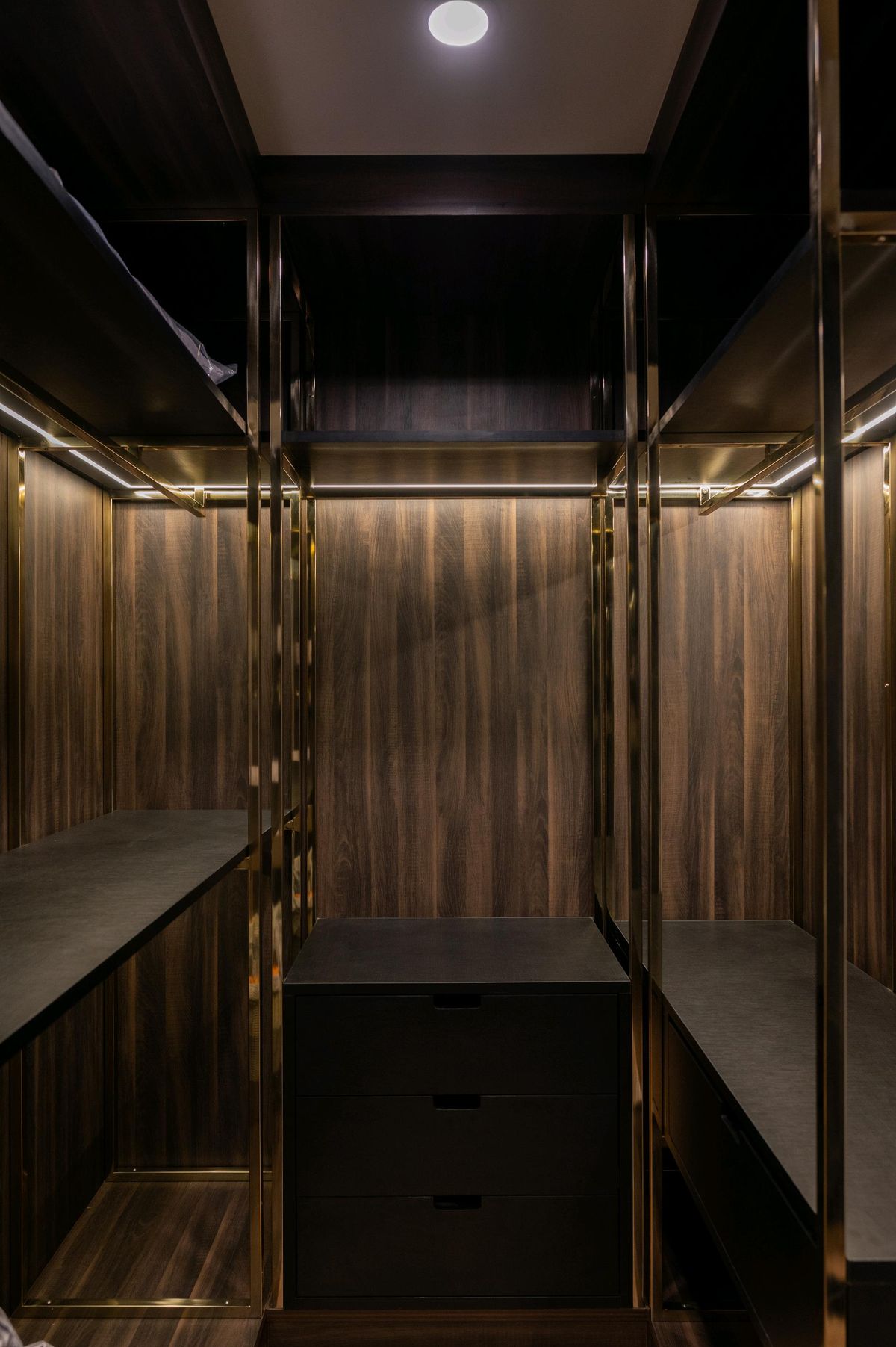 ขายทาวน์โฮมอ่อนนุช อุดมสุข : ขายทาวน์โฮม cherkoon ตกแต่งพร้อมอาศัย 9.5M ย่านอ่อนนุช-ศรีนครินทร์ 