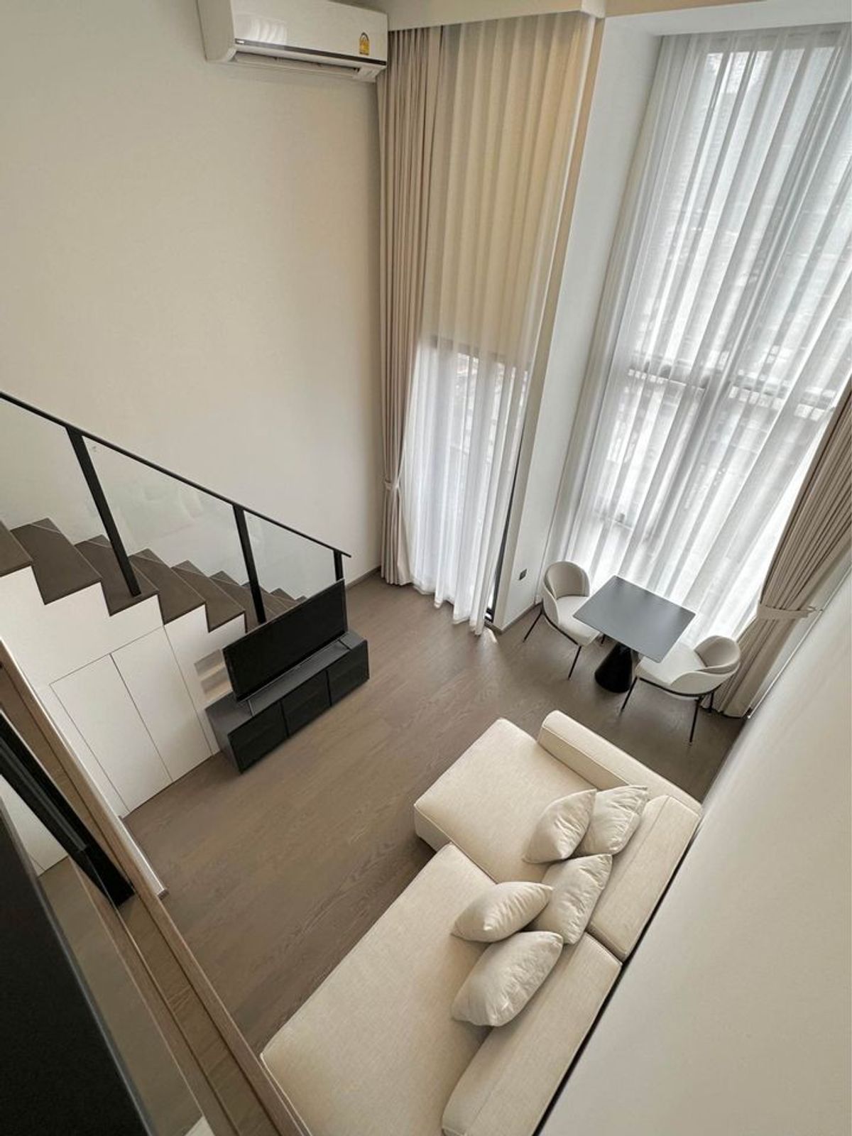 For SaleCondoSiam Paragon ,Chulalongkorn,Samyan : Park Origin Chula Samyan【𝐒𝐄𝐋𝐋 & 𝐑𝐄𝐍𝐓】🔥Modern luxe room with a beautiful dark tone, full furnishings, and a complete design🔥  Contact Line ID: @hacondo