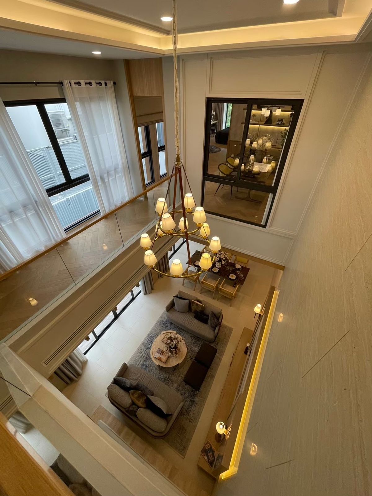 For SaleLadprao, Central Ladprao : ✨ Rare Collection 📞 092-690-5445 Mayfield Lane Ratchada–Ladprao Luxury homes in the Prime location, only 11 units! Starting from just 38.5–50 MB.*