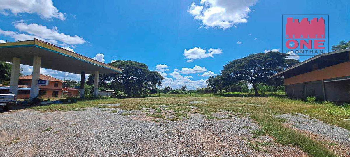 ขายโกดังกาฬสินธุ์ : ที่ดินพร้อมสิ่งปลูกสร้าง (บ้าน 1 หลัง,  โกดัง 1 หลัง ตาชั่งที่ใช้ชั่งน้ำหนักพืชผลทางการเกษตร 2 ชุด)