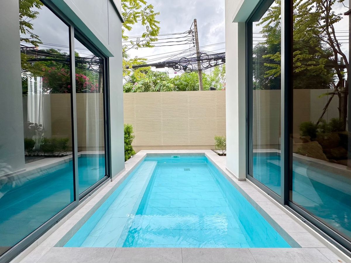 For SaleLadprao, Central Ladprao : ✨ Rare Collection 📞 092-690-5445 Mayfield Lane Ratchada–Ladprao Luxury homes in the Prime location, only 11 units! Starting from just 38.5–50 MB.*