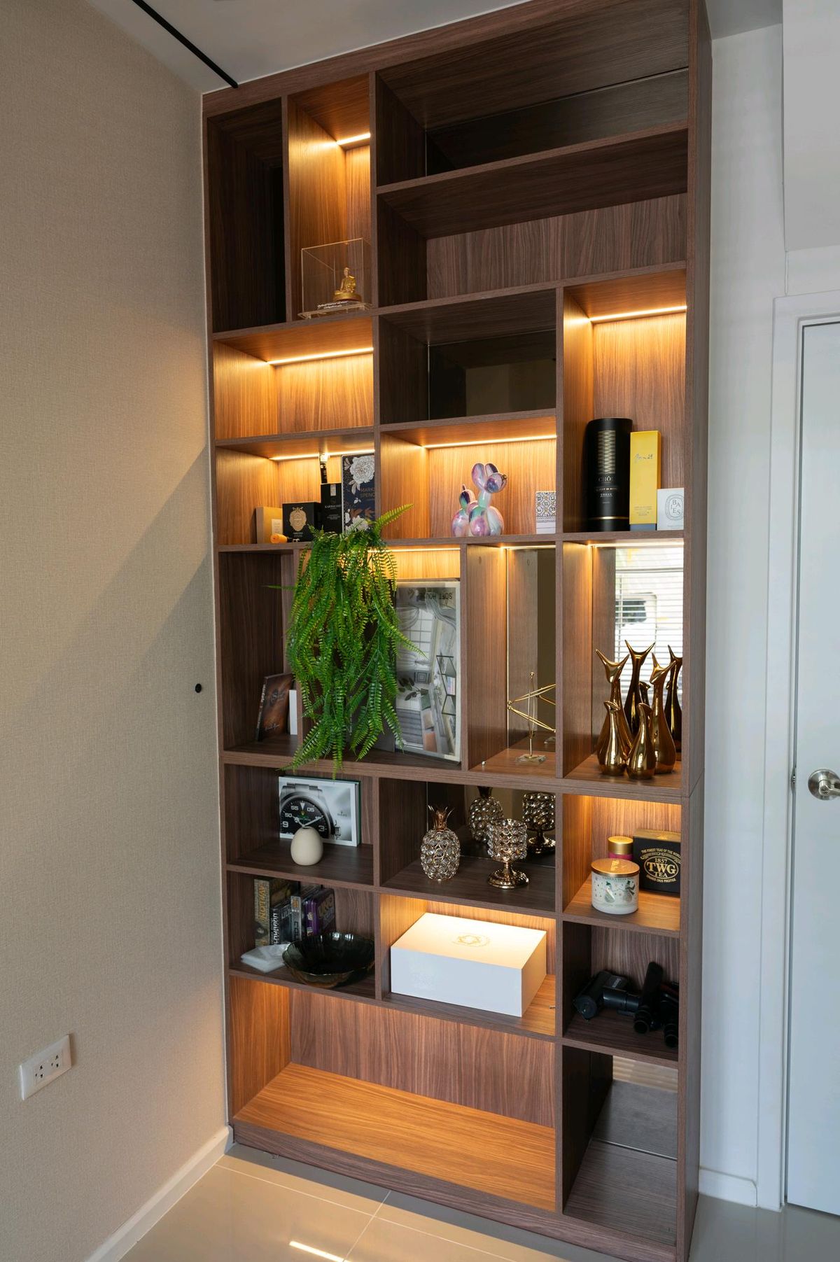 ขายทาวน์โฮมอ่อนนุช อุดมสุข : ขายทาวน์โฮม cherkoon ตกแต่งพร้อมอาศัย 9.5M ย่านอ่อนนุช-ศรีนครินทร์ 