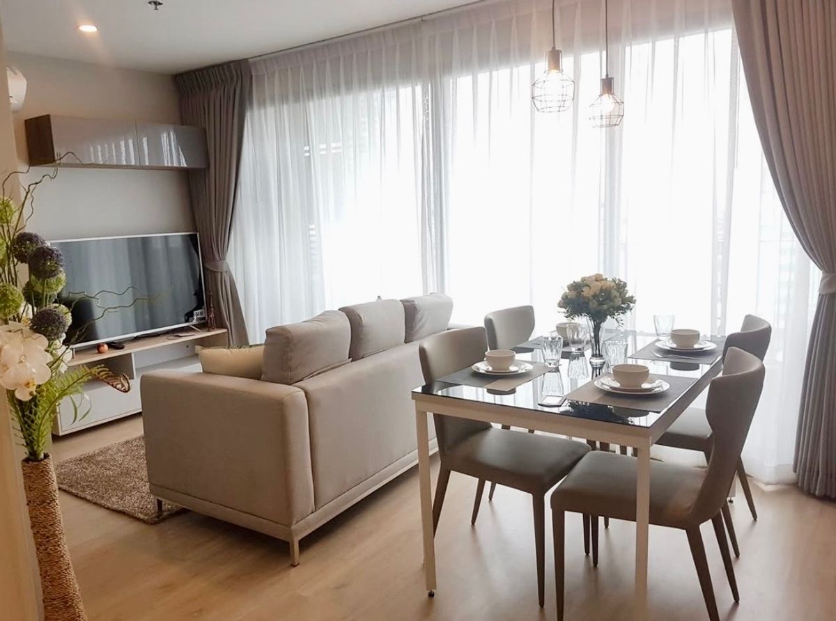 ขายคอนโดบางนา แบริ่ง ลาซาล : Ideo O2 / 2 Bedrooms (SALE WITH TENANT), ไอดีโอ โอทู / 2 ห้องนอน (ขายพร้อมผู้เช่า) PANG135
