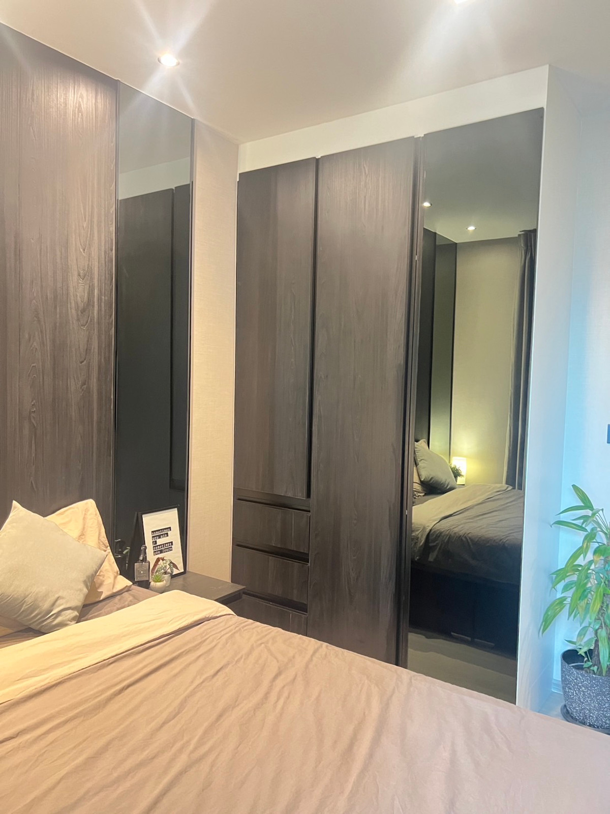 Rent/Sale Life Asoke-Rama 9 Near MRT 💚 Loading...