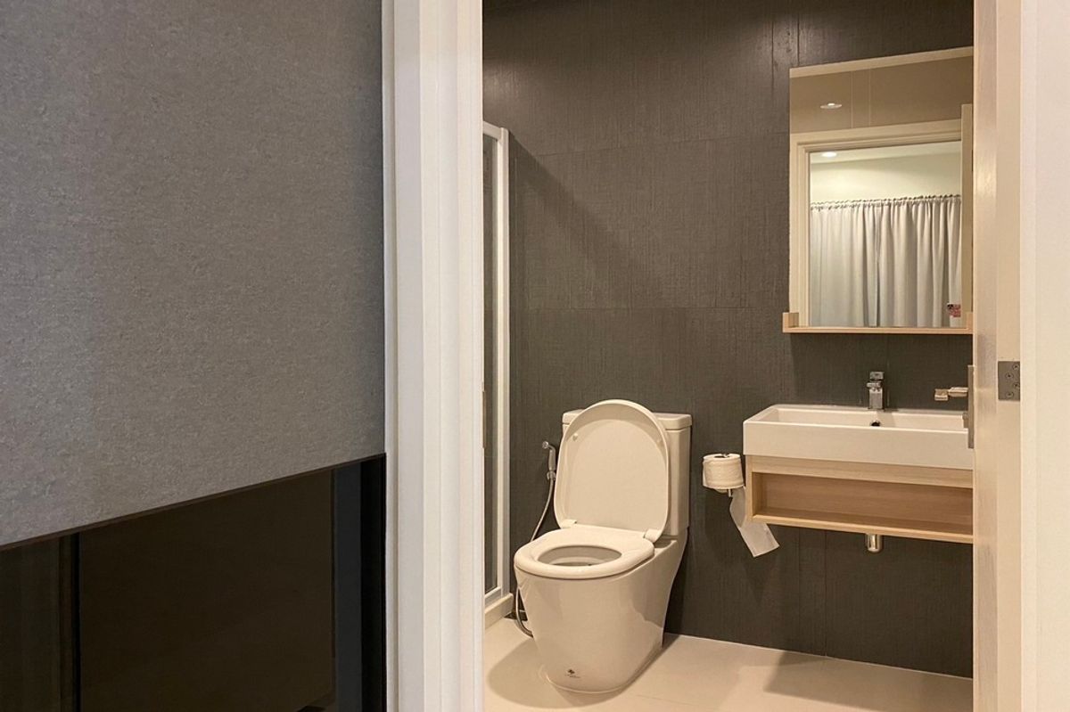 For SaleCondoSathorn, Narathiwat : 🔥 For Sale - Rent !! high floor 26++, minimalist style!!🔥 Code C20221201854..........The Key Sathorn - Charoenraj, 1 bedroom, 1 bathroom, furnished, ready to move in, Special Deal!!📣📣