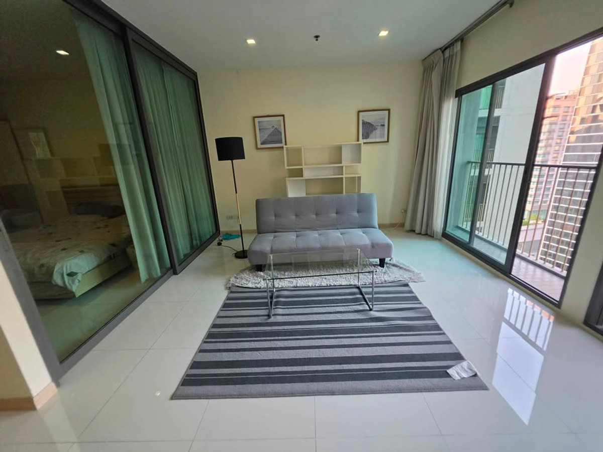 For RentCondoSukhumvit, Asoke, Thonglor : 💎 GT16225 | Noble Remix Condo, convenient travel, next to the BTS Skytrain, has a shuttle, beautiful room, fully furnished, ready to move in!!