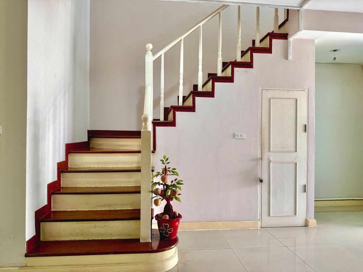 For SaleTownhomePattanakan, Srinakarin : Townhouse for sale, Worodom Place, opposite Seacon Square, Srinakarin