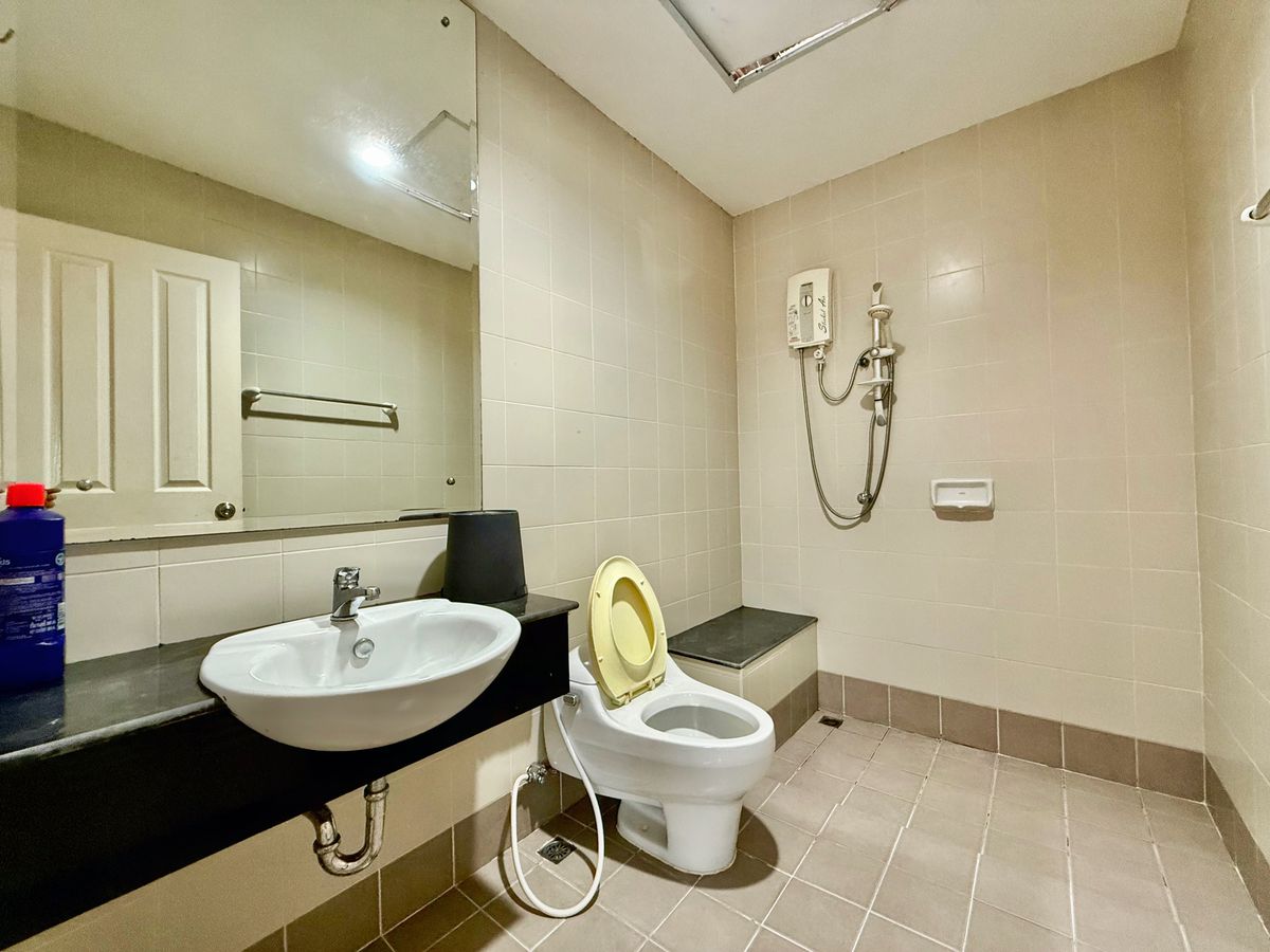 For SaleTownhomePattanakan, Srinakarin : Townhouse for sale, Worodom Place, opposite Seacon Square, Srinakarin