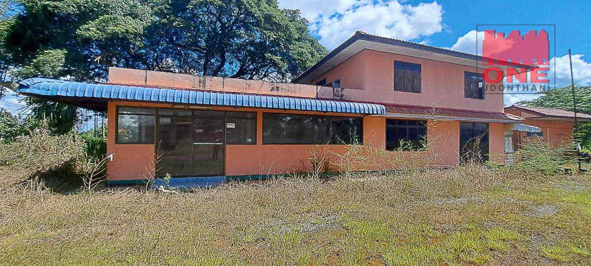 ขายโกดังกาฬสินธุ์ : ที่ดินพร้อมสิ่งปลูกสร้าง (บ้าน 1 หลัง,  โกดัง 1 หลัง ตาชั่งที่ใช้ชั่งน้ำหนักพืชผลทางการเกษตร 2 ชุด)