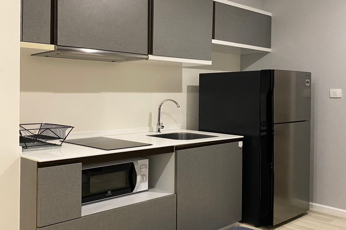 For SaleCondoSathorn, Narathiwat : 🔥 For Sale - Rent !! high floor 26++, minimalist style!!🔥 Code C20221201854..........The Key Sathorn - Charoenraj, 1 bedroom, 1 bathroom, furnished, ready to move in, Special Deal!!📣📣