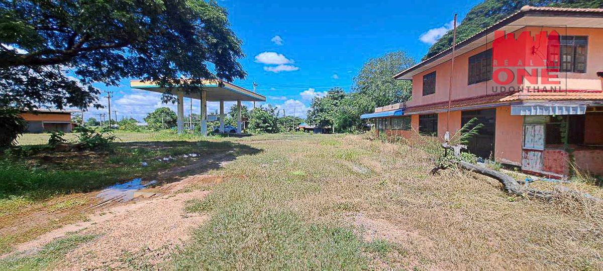 ขายโกดังกาฬสินธุ์ : ที่ดินพร้อมสิ่งปลูกสร้าง (บ้าน 1 หลัง,  โกดัง 1 หลัง ตาชั่งที่ใช้ชั่งน้ำหนักพืชผลทางการเกษตร 2 ชุด)