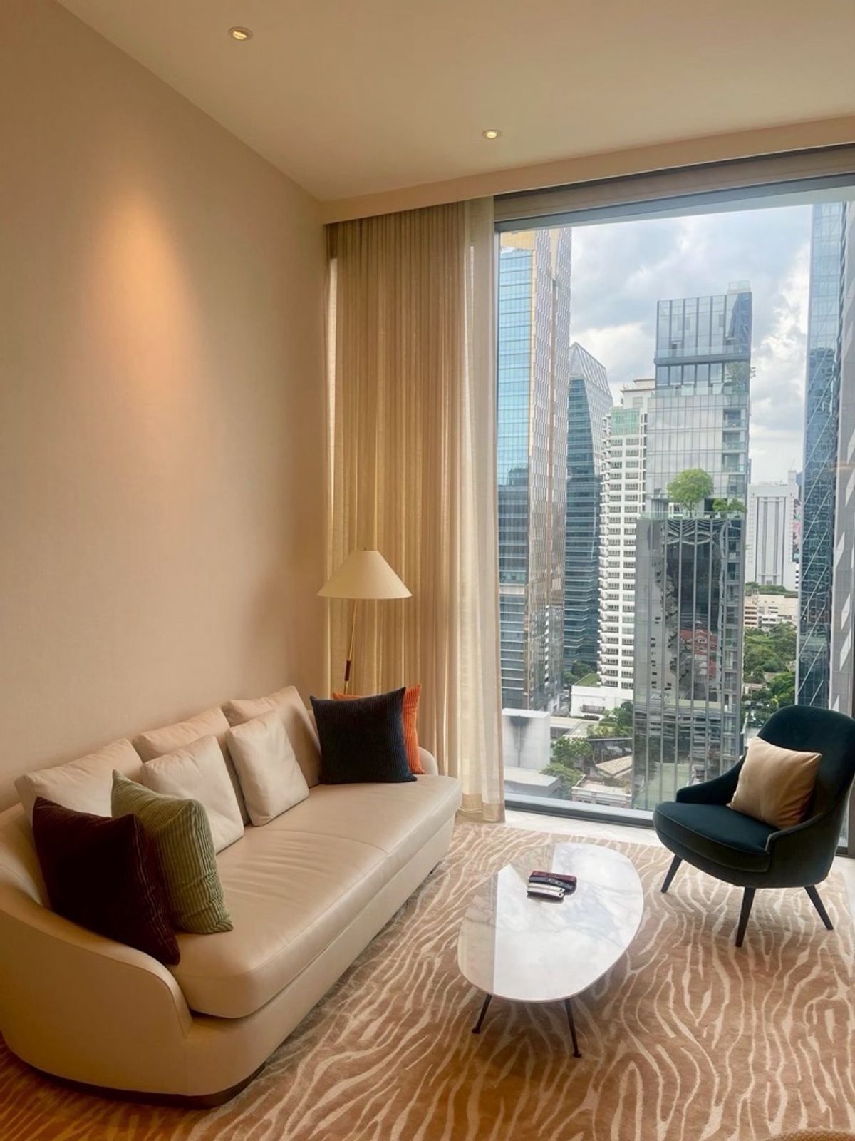 ให้เช่าคอนโดวิทยุ ชิดลม หลังสวน : FOR RENT SCOPE LANGSUAN 1 BEDROOM ห้องสวย