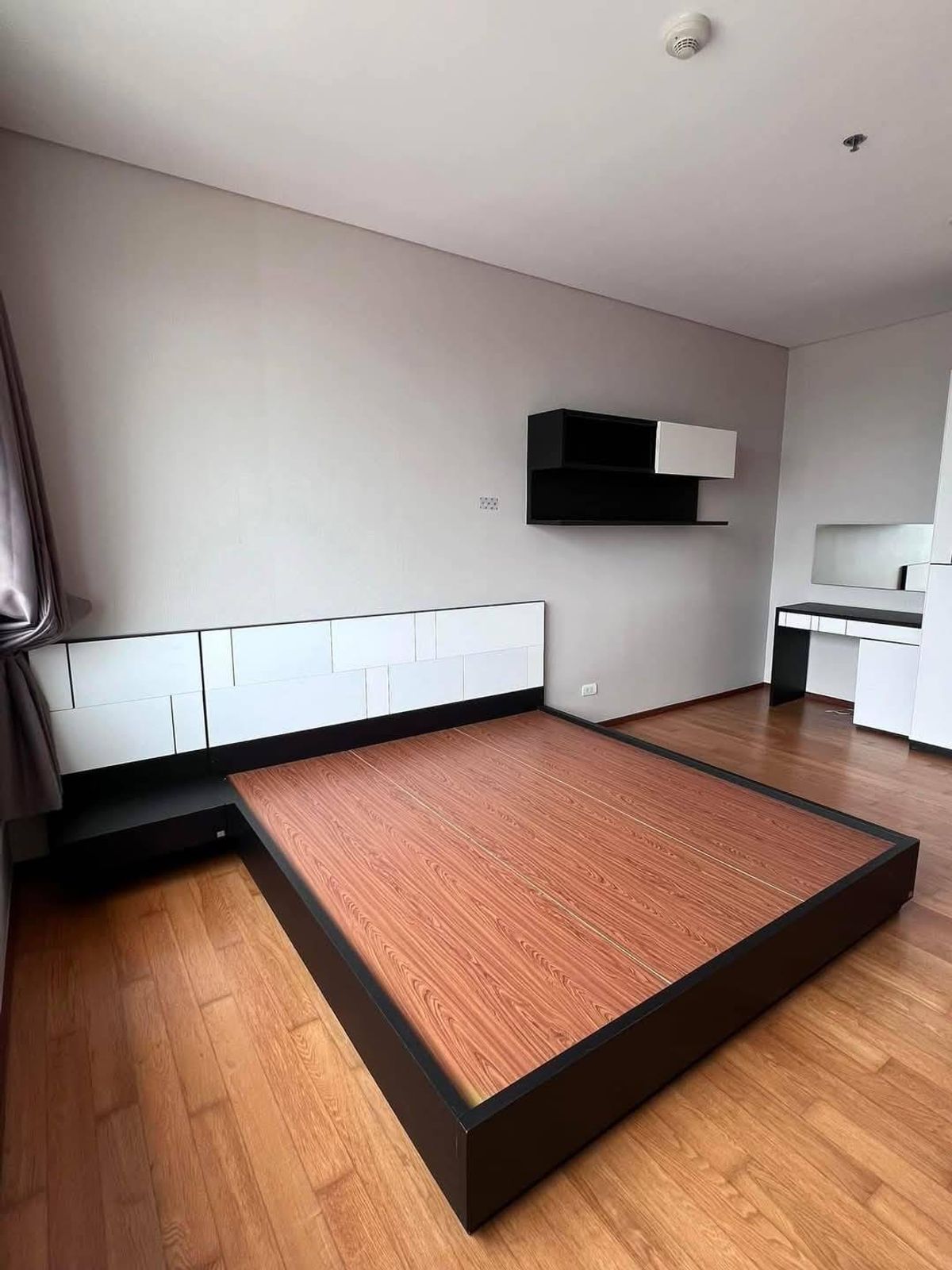 ให้เช่าคอนโดวงเวียนใหญ่ เจริญนคร : 💥ST-6312💥ว่าง ให้ เช่า  วิลล่า สาทร  👉แอดไลน์ @cozycondo 