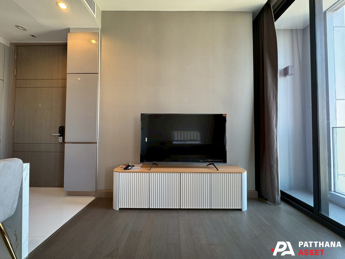 ให้เช่าคอนโดพระราม 9 เพชรบุรีตัดใหม่ RCA : The Esse Singha Complex – ให้เช่า 1 ห้องนอน ห้องสวย สภาพดี เหมือนใหม่ ติด MRT เพรชบุรี