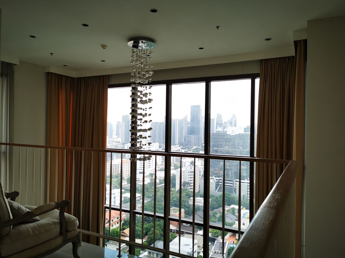 ขายคอนโดสุขุมวิท อโศก ทองหล่อ : ขายคอนโด ดิ เอ็มโพริโอ เพลส สุขุมวิท 24 - The Emporio Place Sukhumvit 24