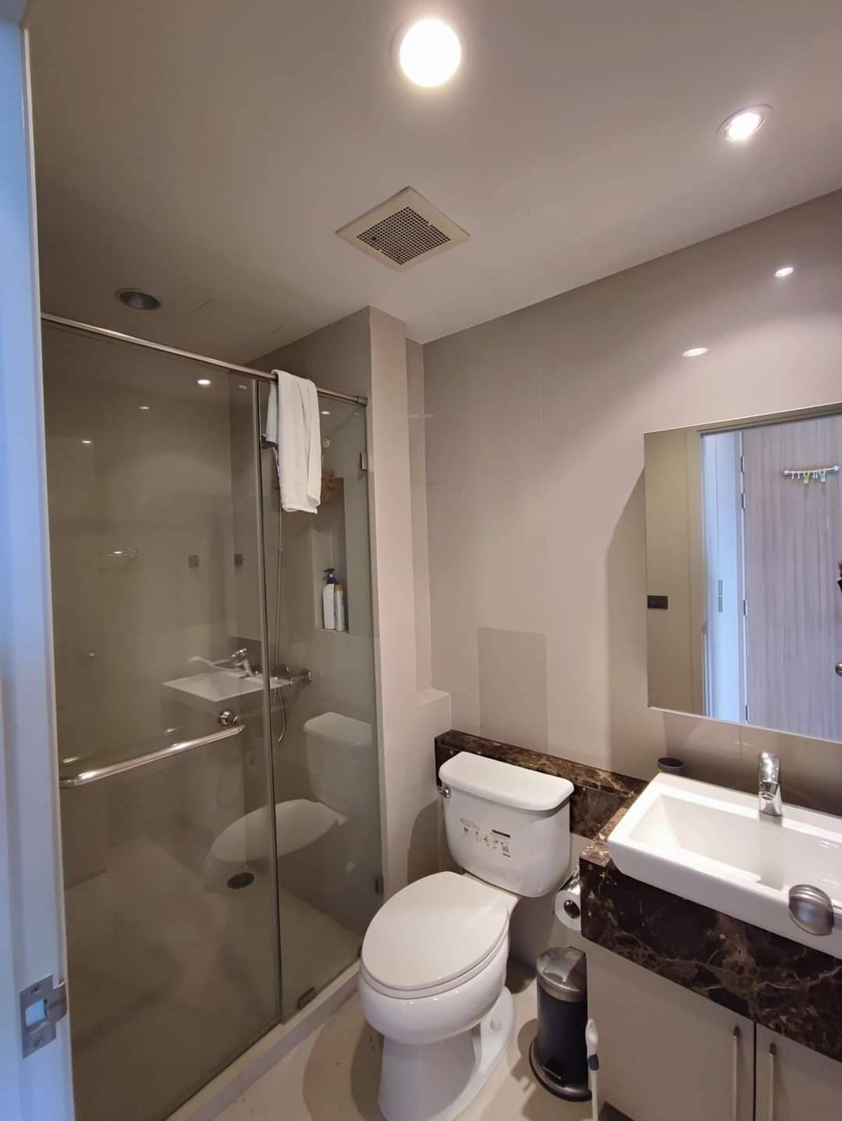 ให้เช่าคอนโดวงเวียนใหญ่ เจริญนคร : 💥ST-1454💥ว่าง ให้ เช่า ฟิวส์ สาทร - ตากสิน  👉แอดไลน์ @cozycondo 