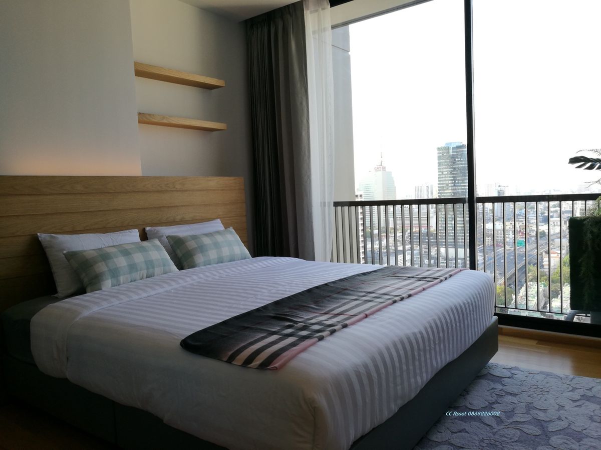 ให้เช่าคอนโดสาทร นราธิวาส : 🌆 1 Bedroom วิวสูง ใจกลางสีลม – Noble Revo Silom 🌆