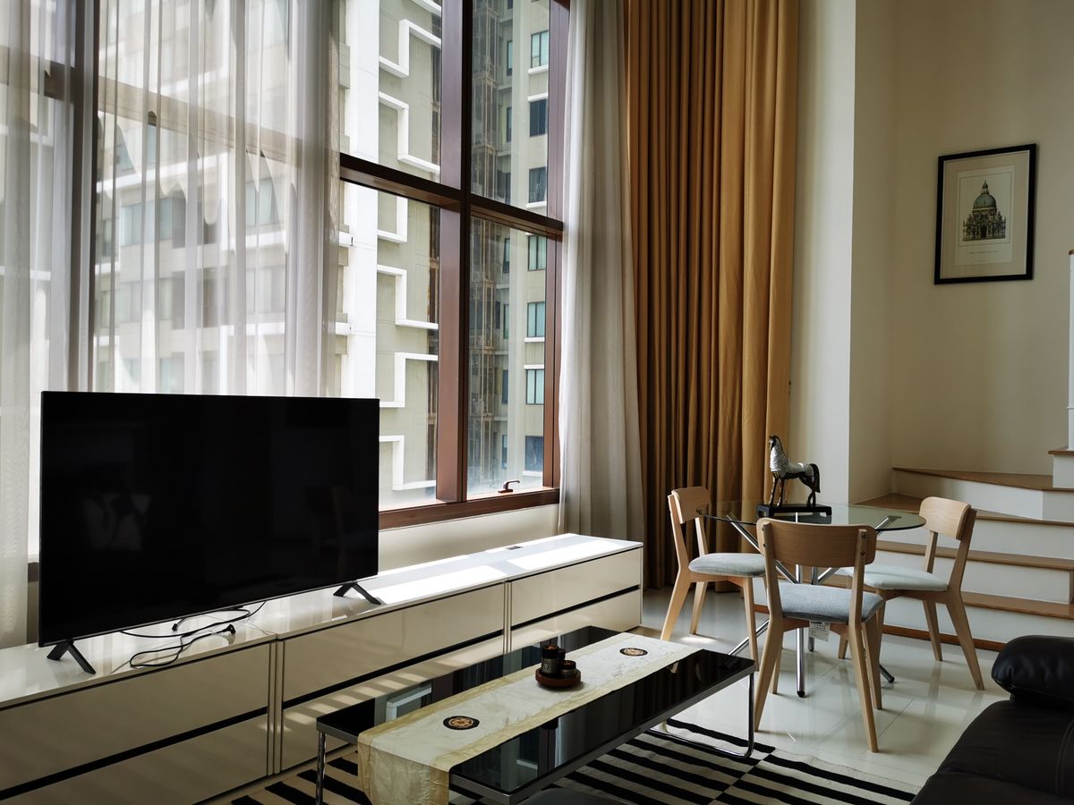 ขายคอนโดสุขุมวิท อโศก ทองหล่อ : ขายคอนโด ดิ เอ็มโพริโอ เพลส สุขุมวิท 24 The Emporio Place