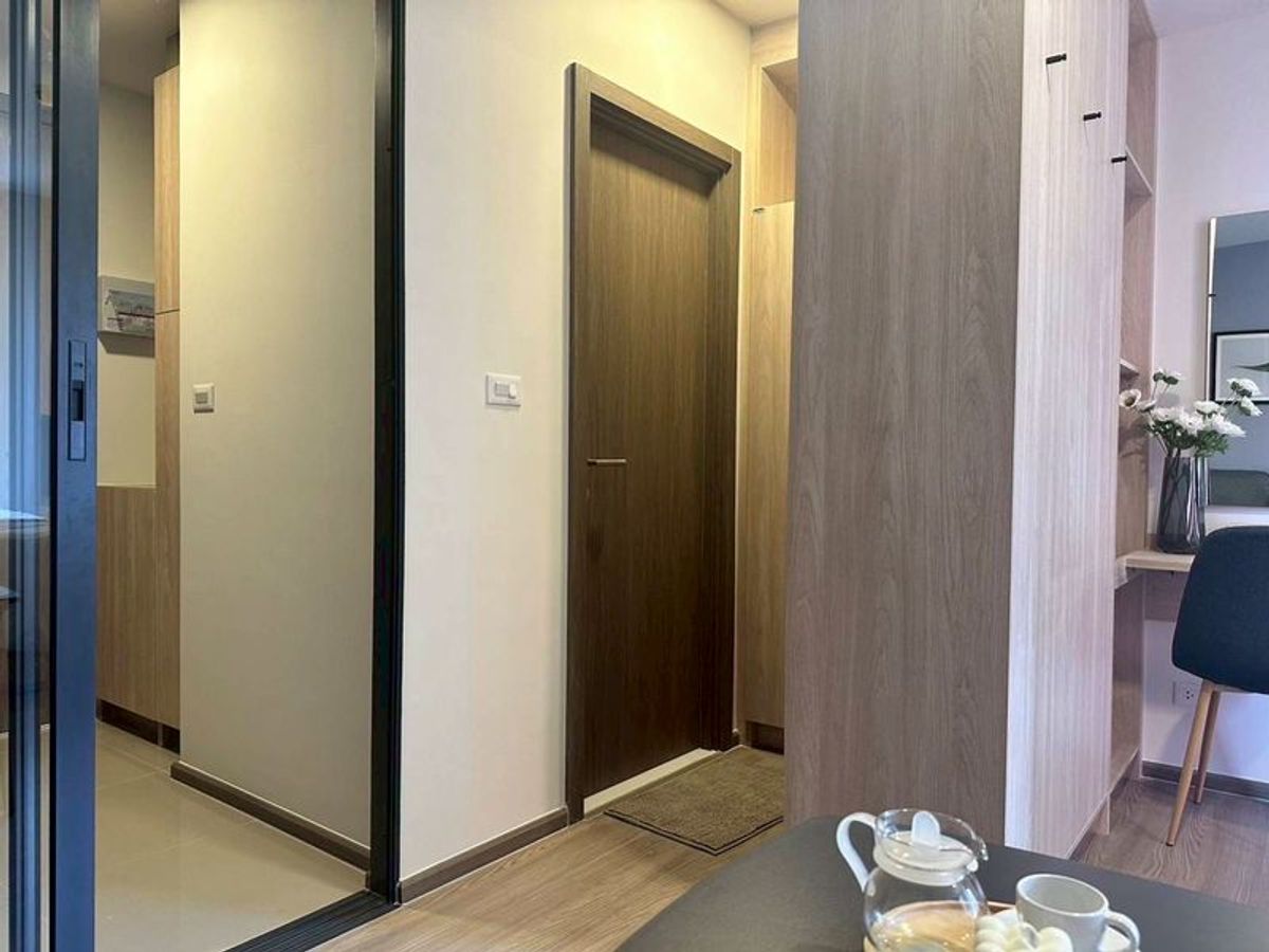 For RentCondoBangna, Bearing, Lasalle : Condo for rent, The Muve Bangna Fully Furnished, 24 square meters, 4th floor, near Bangna-Trat Road, Studio Room, Soi Premruethai, Bang Kaew Subdistrict, Bang Phli District, Samut Prakan Province.