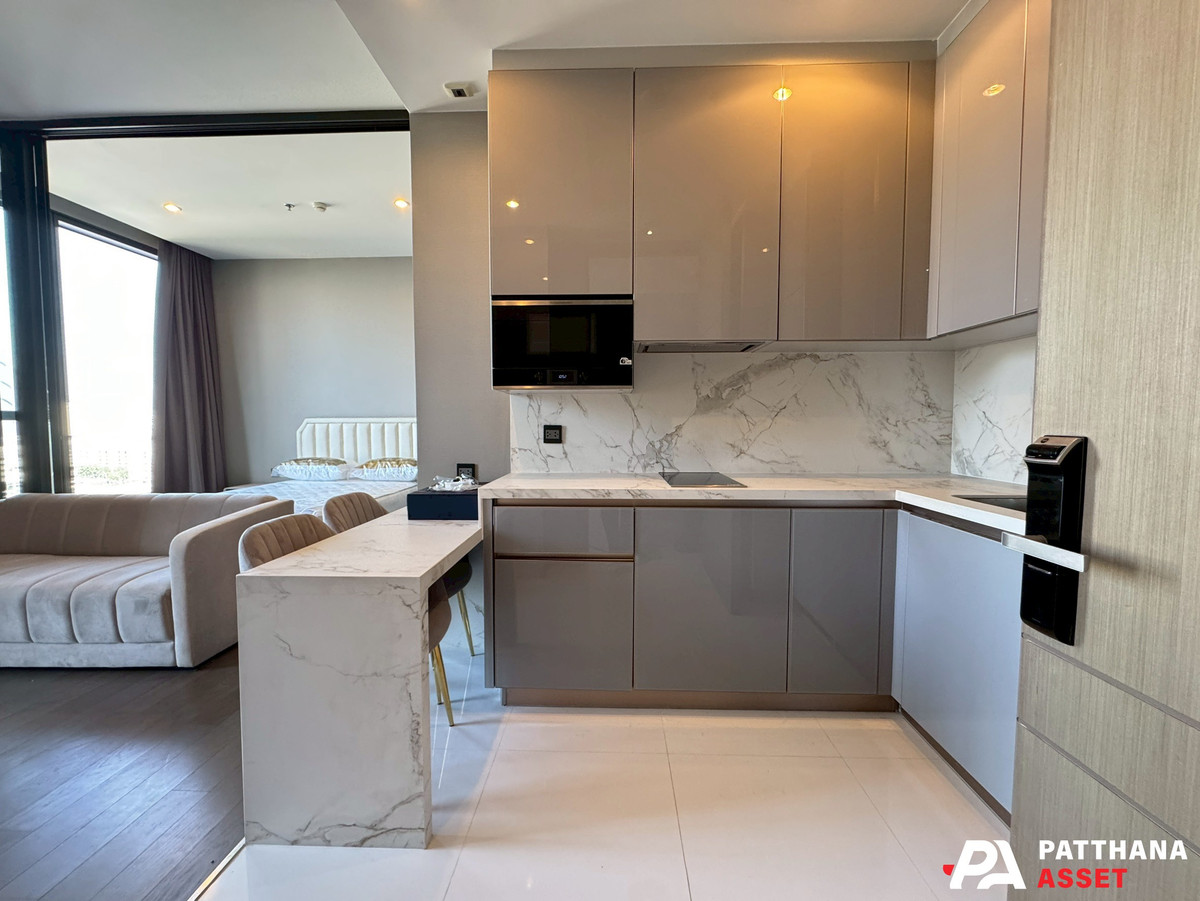 ให้เช่าคอนโดพระราม 9 เพชรบุรีตัดใหม่ RCA : The Esse Singha Complex – ให้เช่า 1 ห้องนอน ห้องสวย สภาพดี เหมือนใหม่ ติด MRT เพรชบุรี