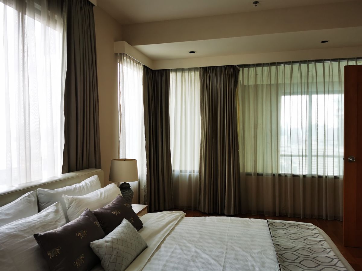 ขายคอนโดสุขุมวิท อโศก ทองหล่อ : ขายคอนโด ดิ เอ็มโพริโอ เพลส สุขุมวิท 24 - The Emporio Place Sukhumvit 24