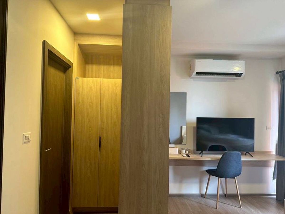 For RentCondoBangna, Bearing, Lasalle : Condo for rent, The Muve Bangna Fully Furnished, 24 square meters, 4th floor, near Bangna-Trat Road, Studio Room, Soi Premruethai, Bang Kaew Subdistrict, Bang Phli District, Samut Prakan Province.