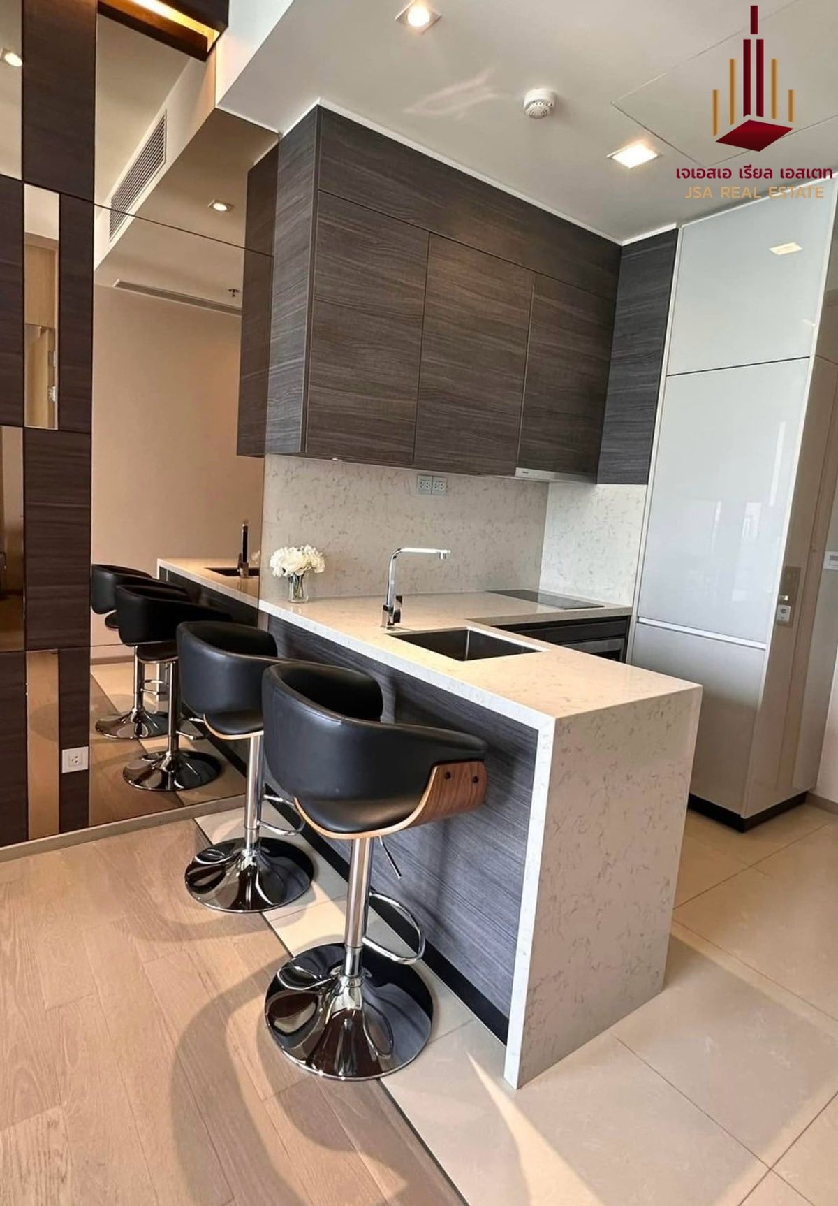 ให้เช่าคอนโดสุขุมวิท อโศก ทองหล่อ : ✨ ให้เช่า The Esse Asoke ราคา 35,000 บาท ห้อง 1B/1B