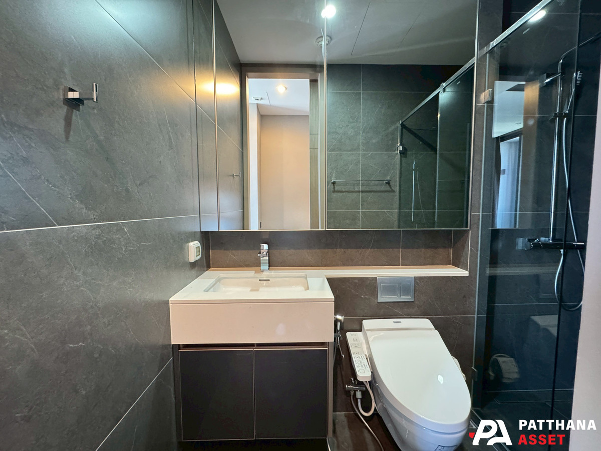 ให้เช่าคอนโดพระราม 9 เพชรบุรีตัดใหม่ RCA : The Esse Singha Complex – ให้เช่า 1 ห้องนอน ห้องสวย สภาพดี เหมือนใหม่ ติด MRT เพรชบุรี