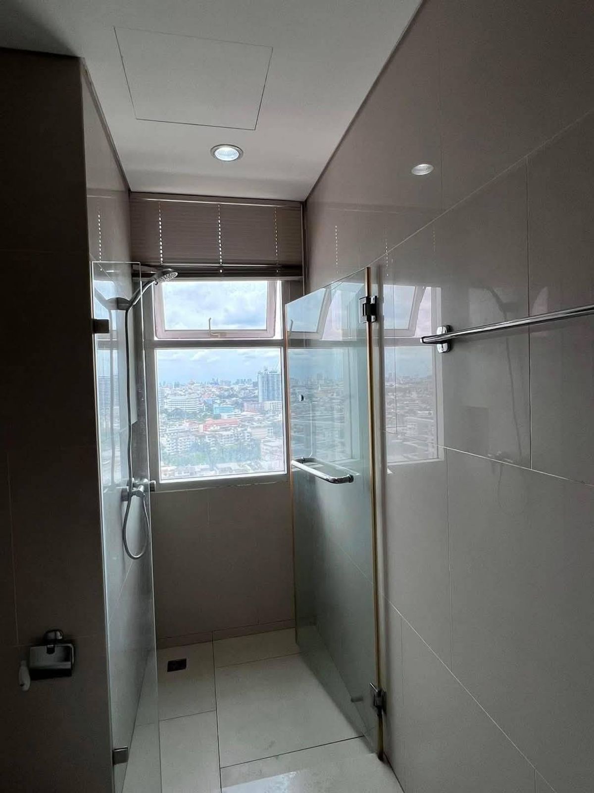 ให้เช่าคอนโดวงเวียนใหญ่ เจริญนคร : 💥ST-6312💥ว่าง ให้ เช่า  วิลล่า สาทร  👉แอดไลน์ @cozycondo 