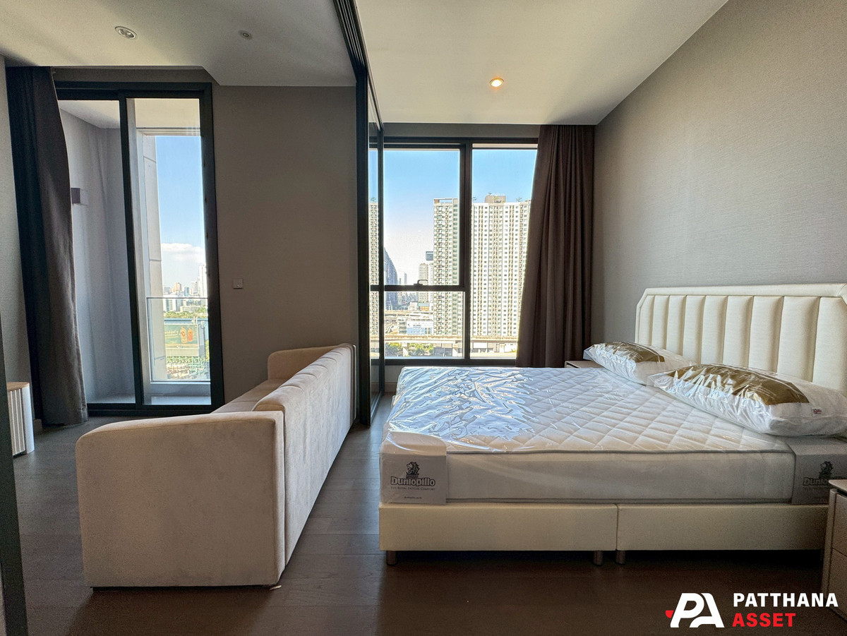 ให้เช่าคอนโดพระราม 9 เพชรบุรีตัดใหม่ RCA : The Esse Singha Complex – ให้เช่า 1 ห้องนอน ห้องสวย สภาพดี เหมือนใหม่ ติด MRT เพรชบุรี